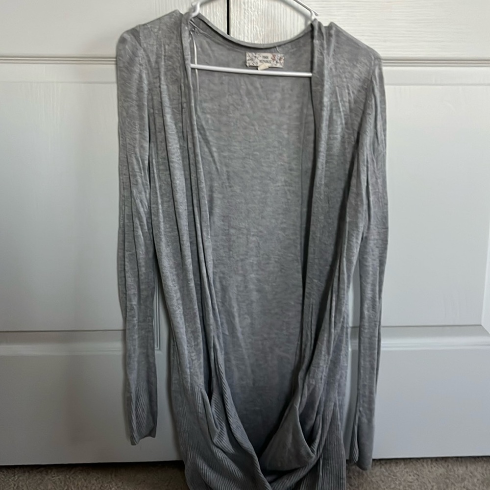 Pink Republic gray open front sweater